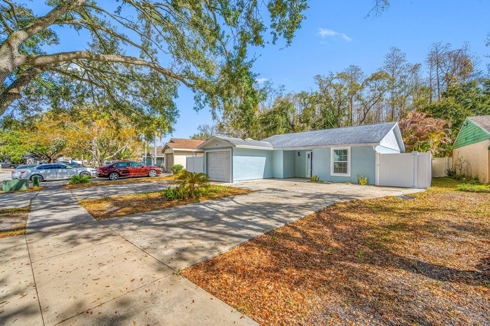 Image 5 of 50 For 12413 Hidden Brook Drive 11