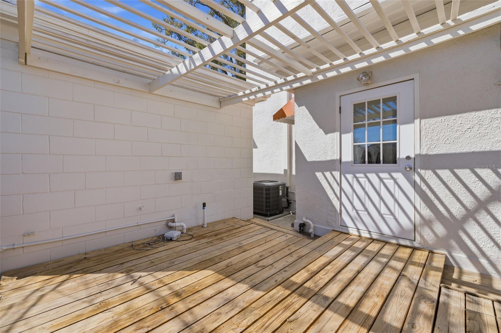 Image 26 of 28 For 6005 Tampa Street