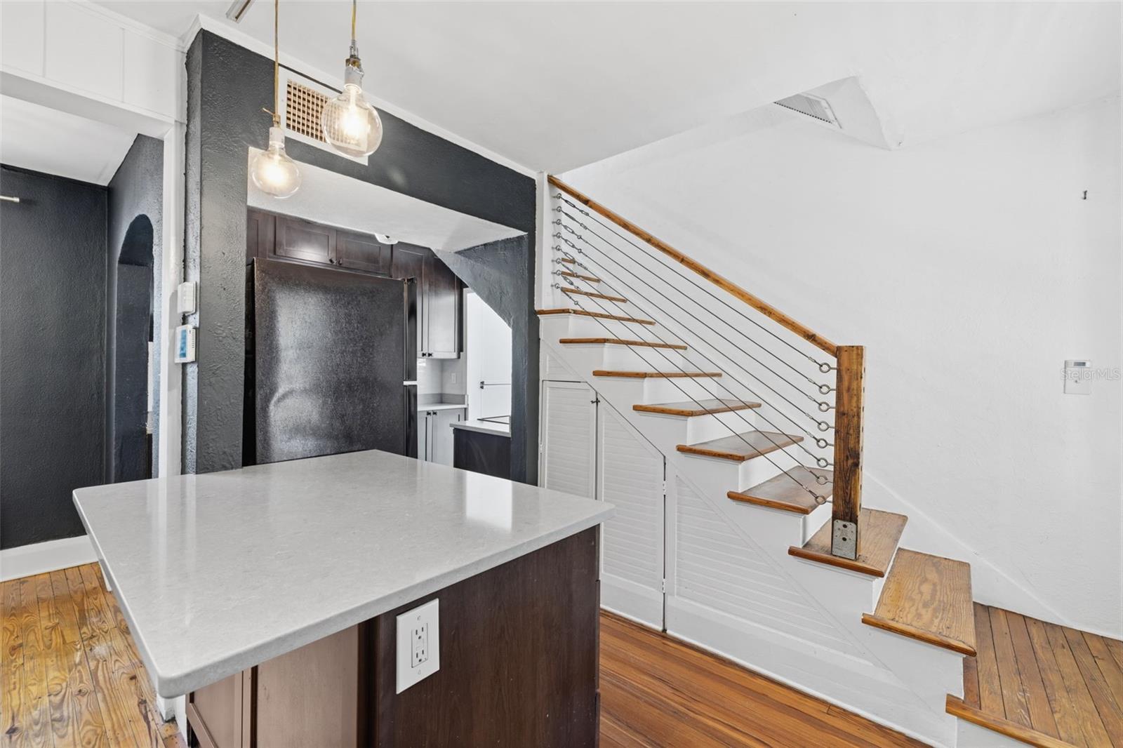 Image 8 of 28 For 6005 Tampa Street