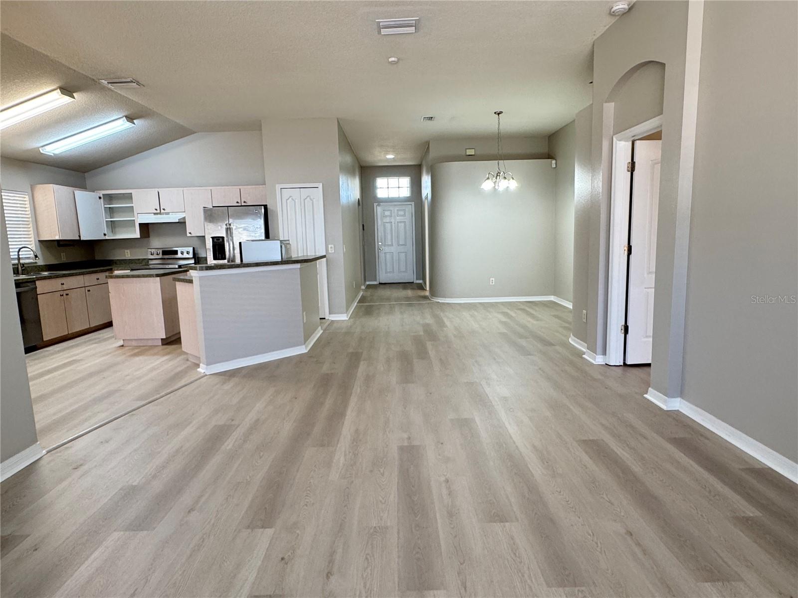 Image 5 of 37 For 1414 Trail Boss Lane