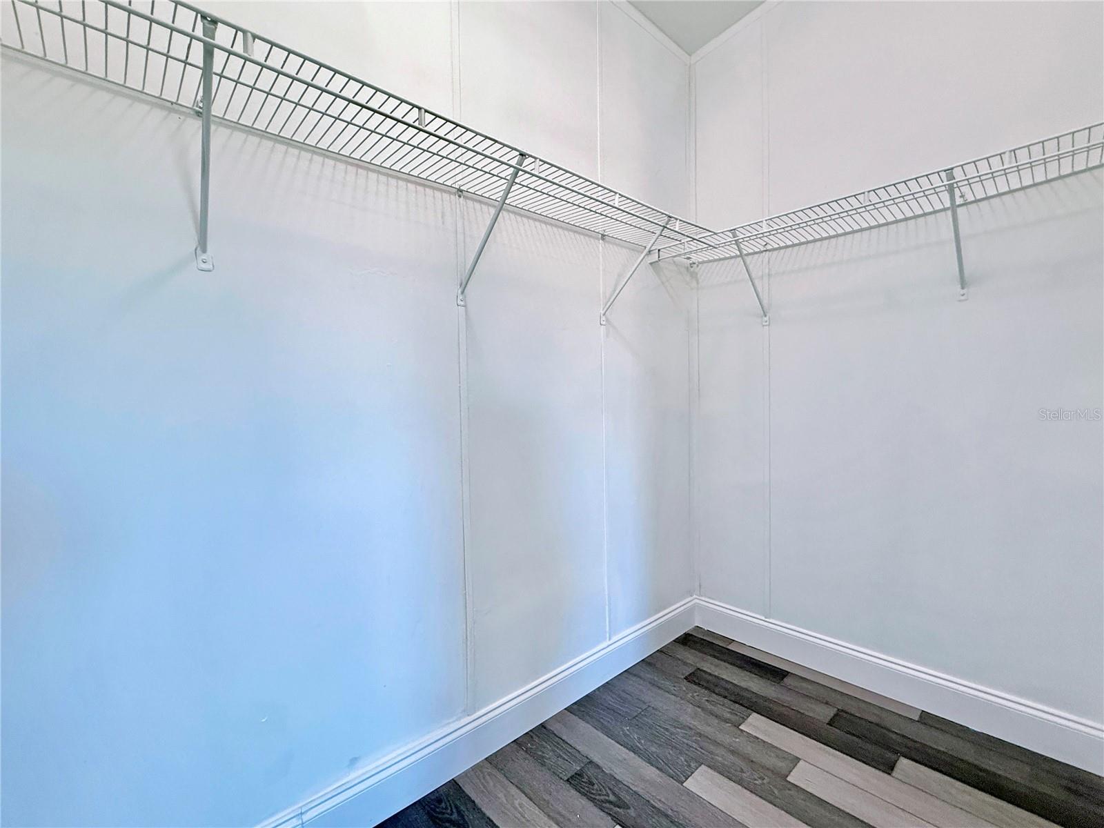 Image 30 of 51 For 37466 Phelps Road