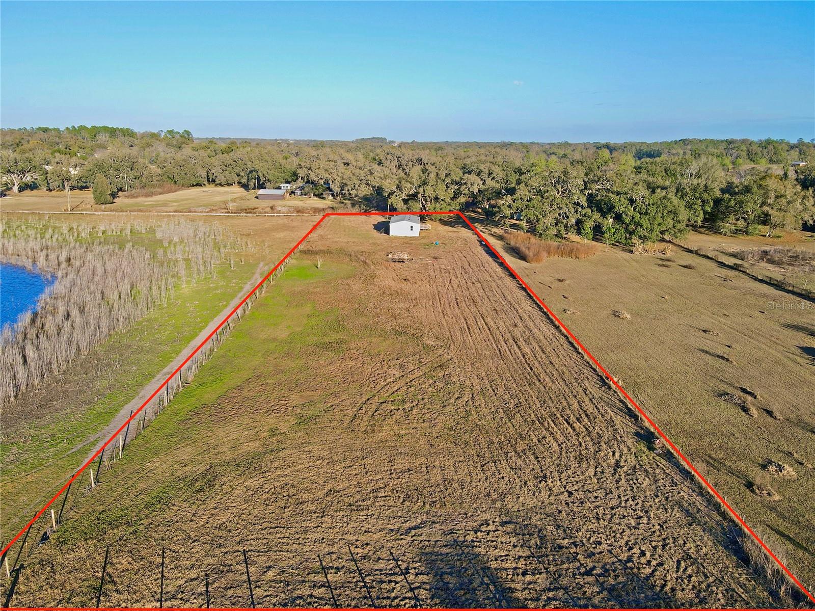 Image 4 of 51 For 37466 Phelps Road