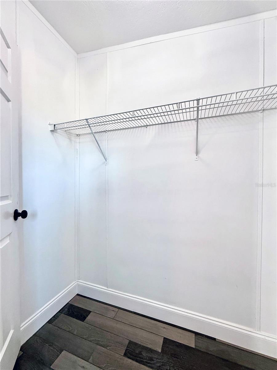 Image 40 of 51 For 37466 Phelps Road