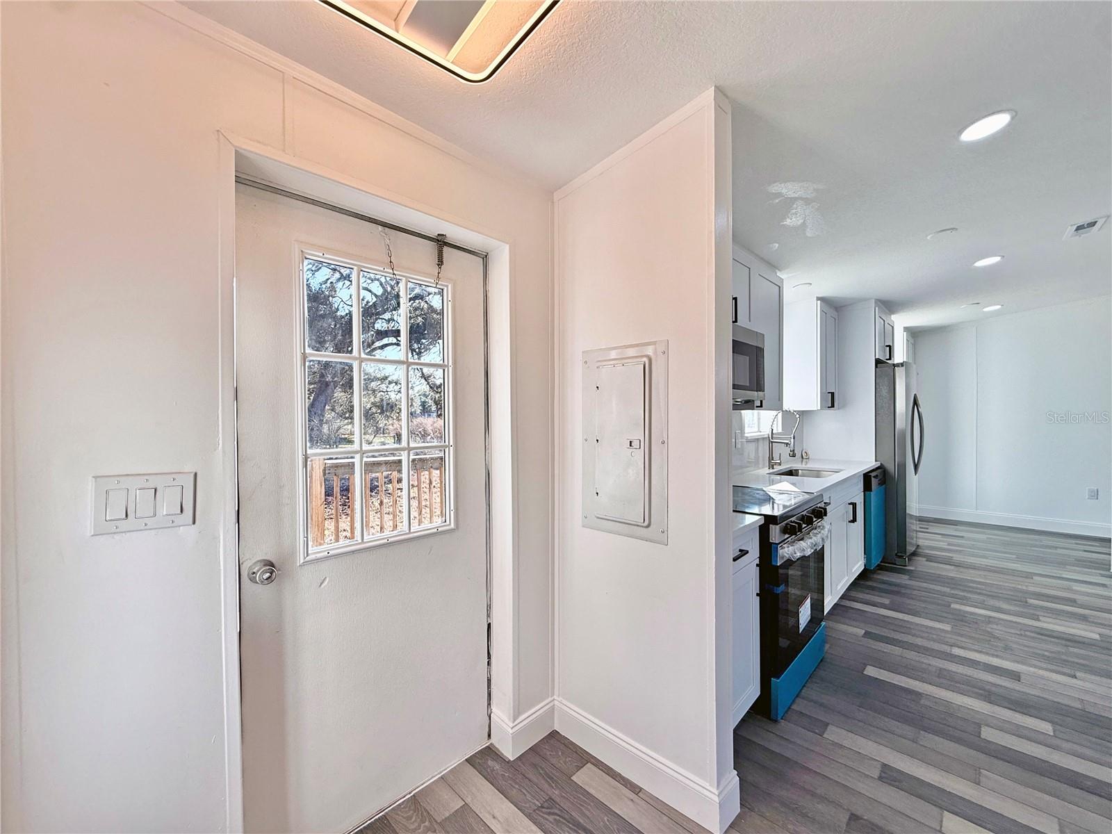 Image 41 of 51 For 37466 Phelps Road