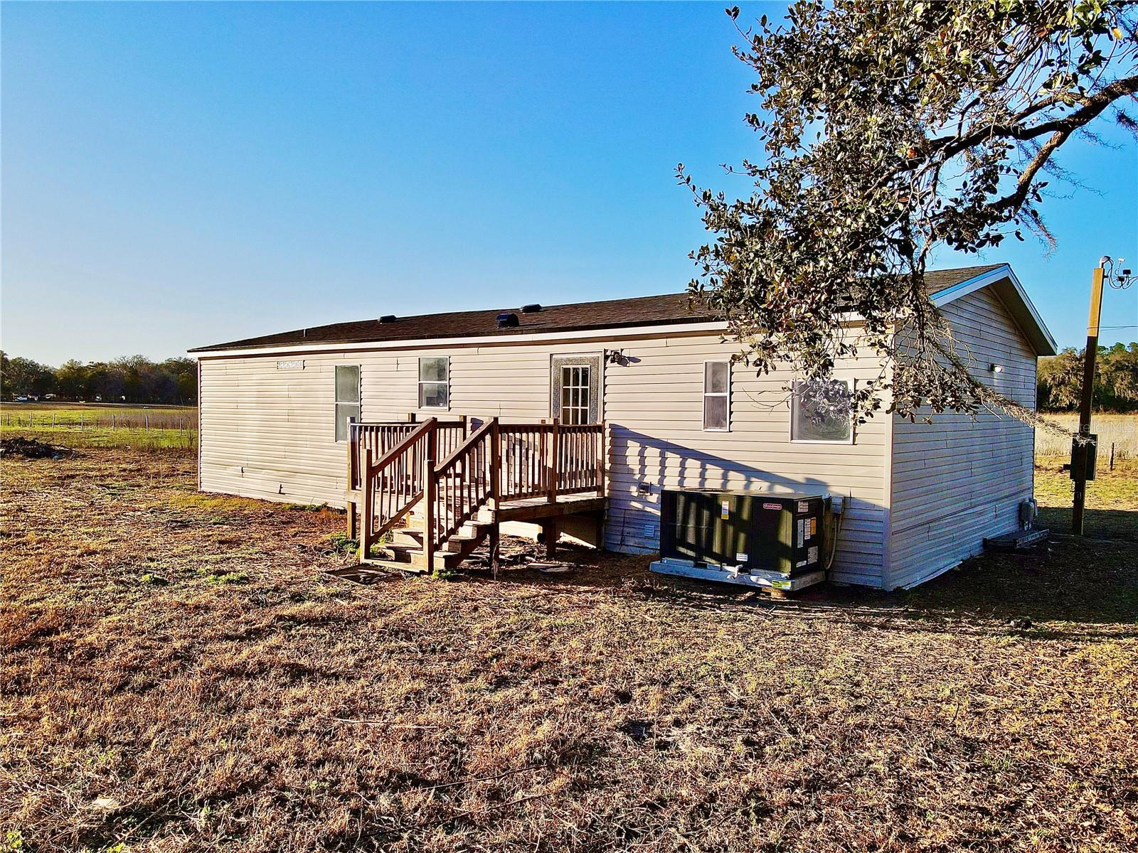 Image 44 of 51 For 37466 Phelps Road