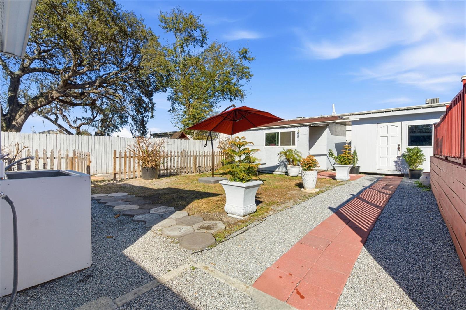 Image 23 of 85 For 8907 Tampa Street