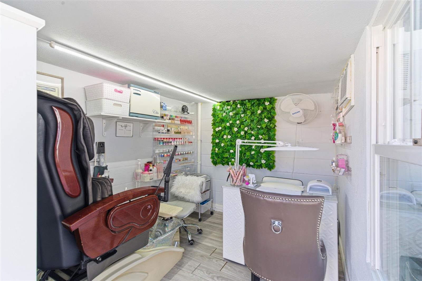 Image 24 of 85 For 8907 Tampa Street