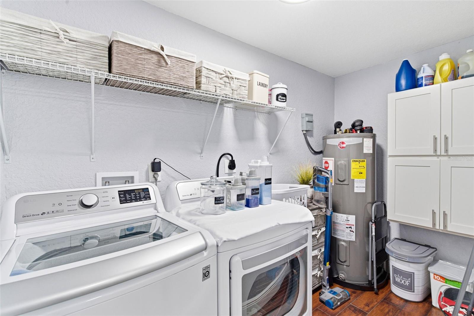 Image 56 of 85 For 8907 Tampa Street