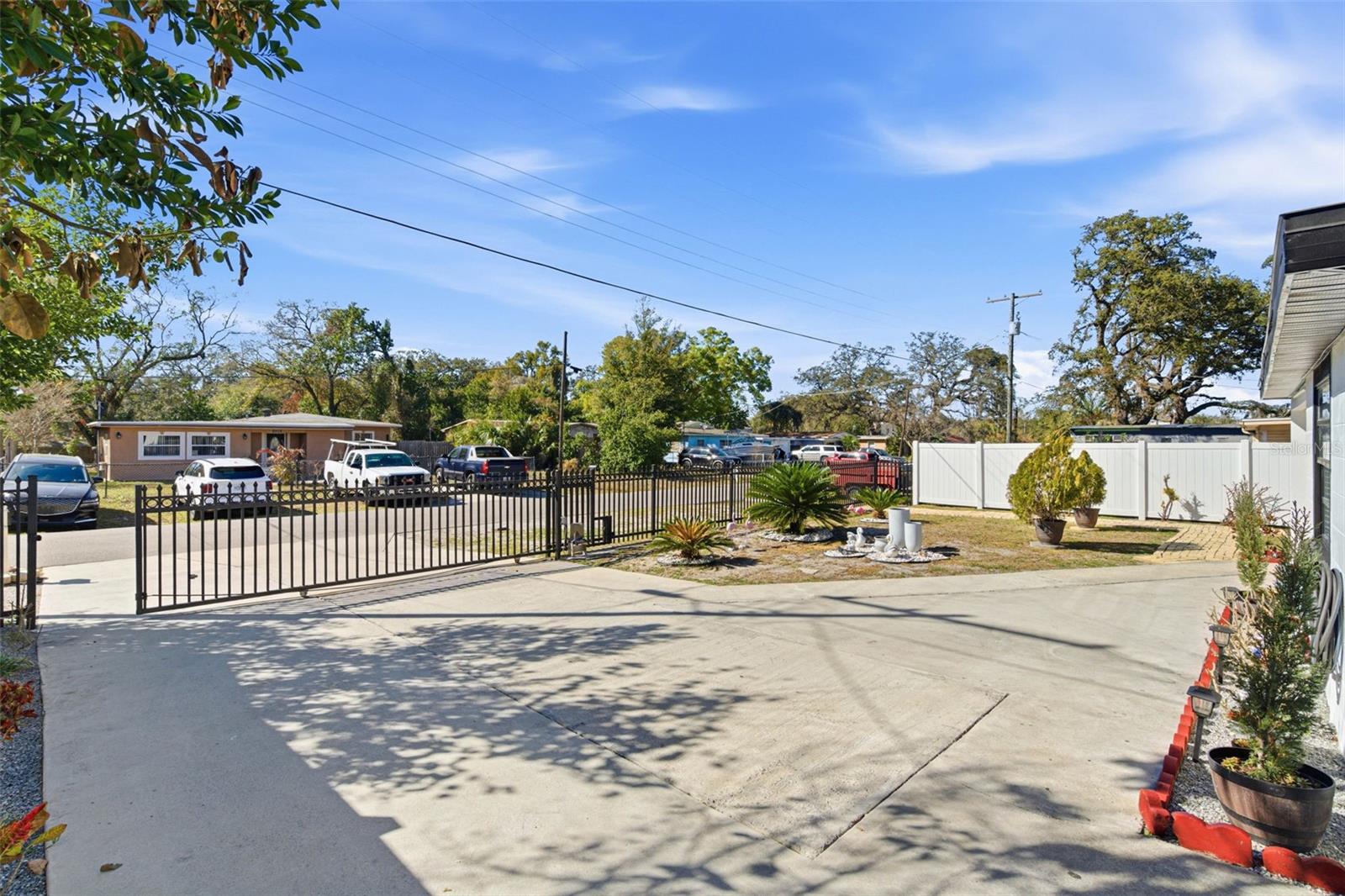 Image 65 of 85 For 8907 Tampa Street