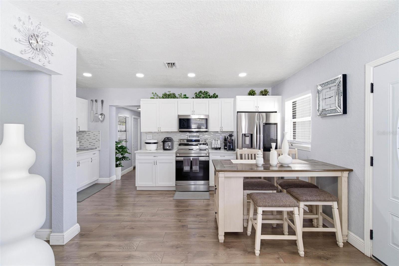 Image 72 of 85 For 8907 Tampa Street