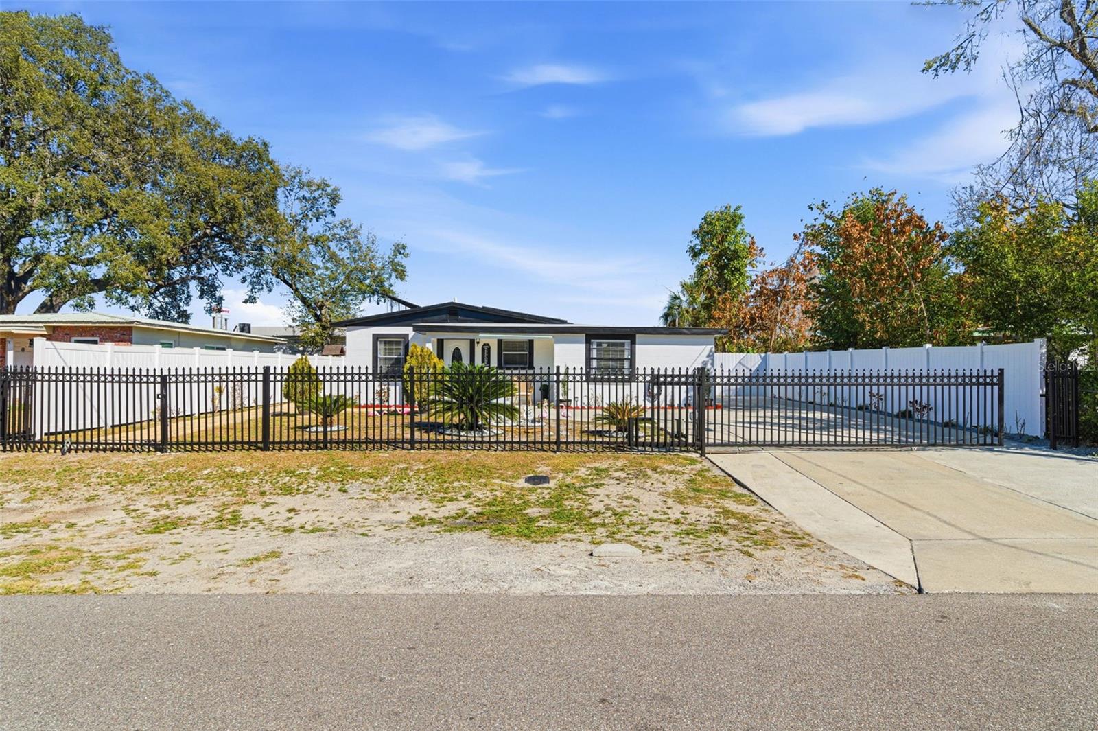 Image 78 of 85 For 8907 Tampa Street