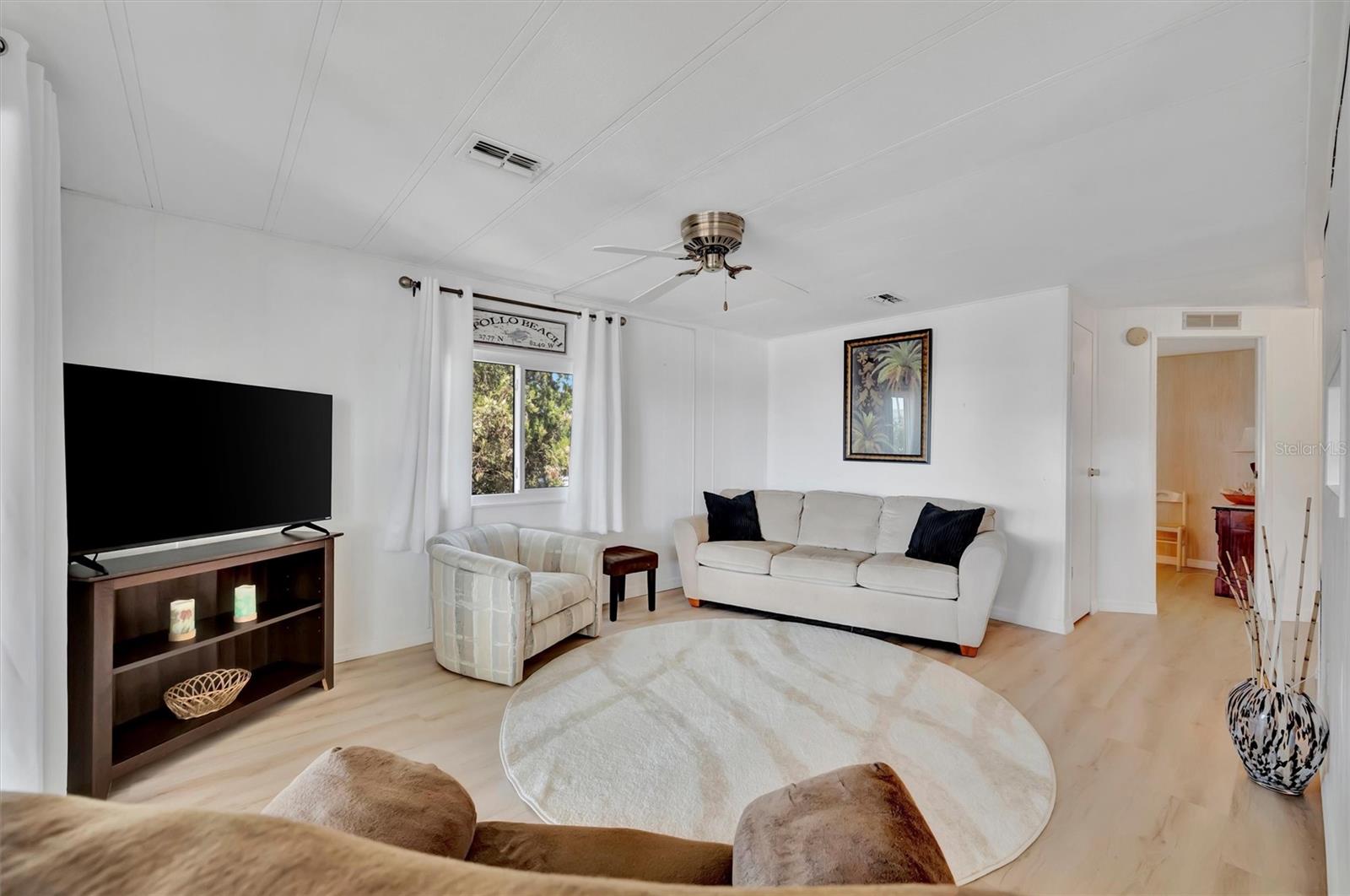 Image 10 of 35 For 123 Saint Thomas Circle