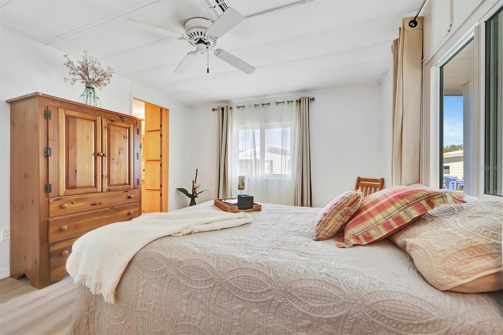 Image 11 of 35 For 123 Saint Thomas Circle