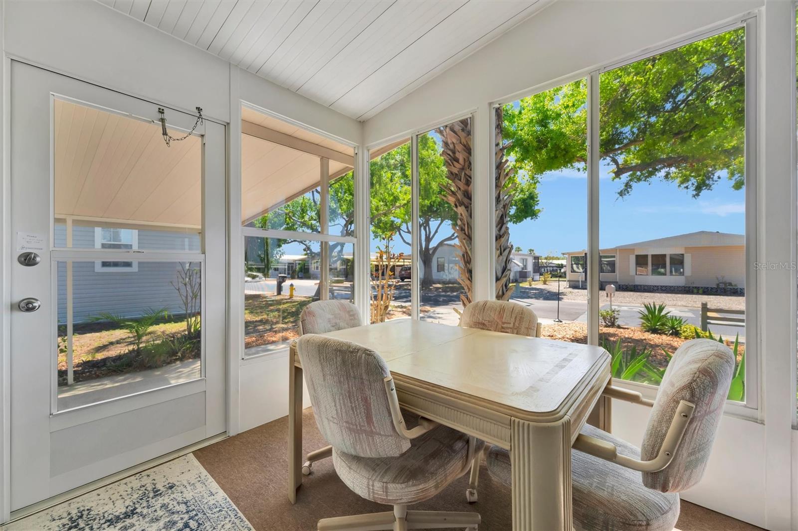 Image 20 of 35 For 123 Saint Thomas Circle