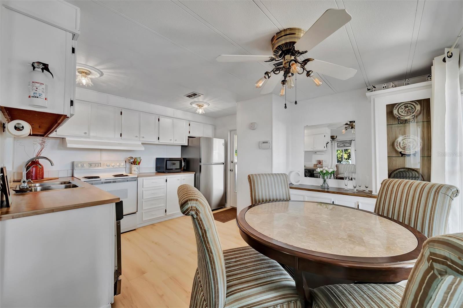 Image 6 of 35 For 123 Saint Thomas Circle