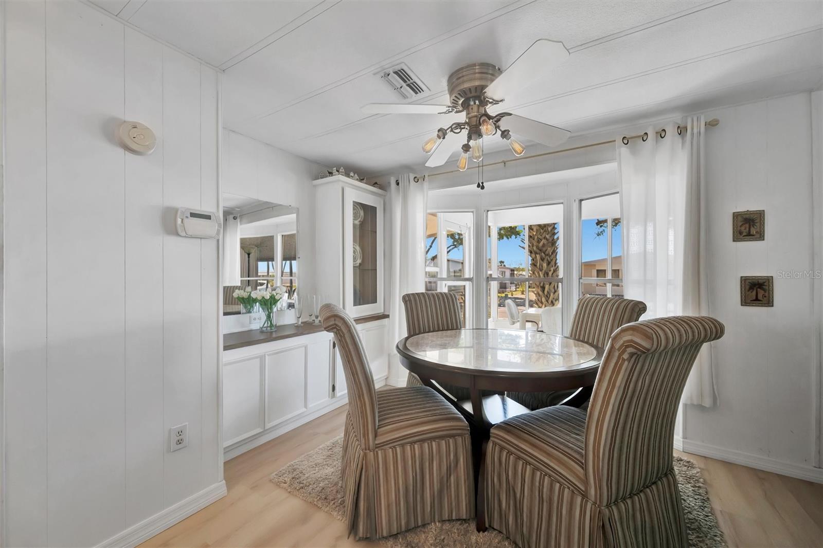 Image 7 of 35 For 123 Saint Thomas Circle