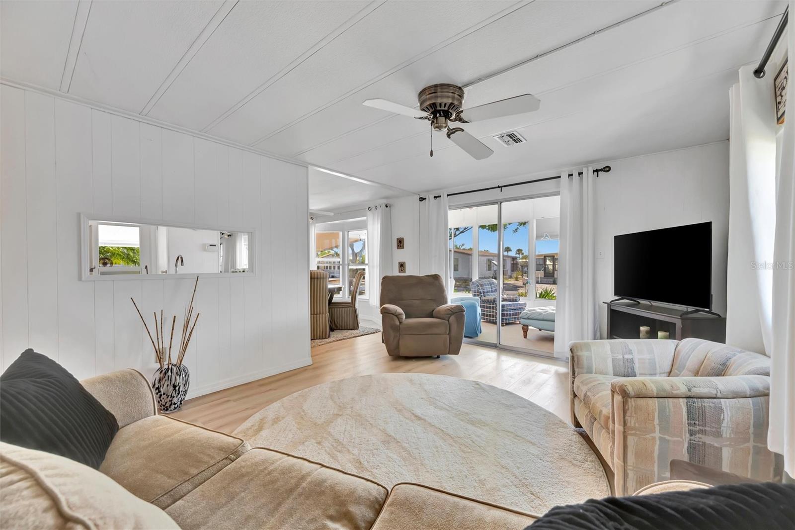 Image 9 of 35 For 123 Saint Thomas Circle