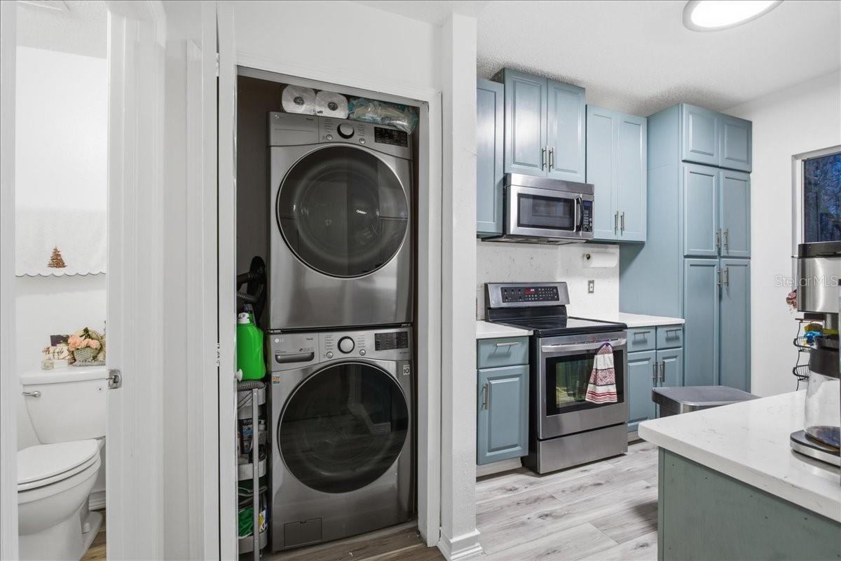 Image 16 of 60 For 18101 Paradise Point Drive