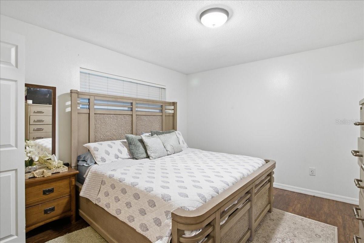 Image 22 of 60 For 18101 Paradise Point Drive