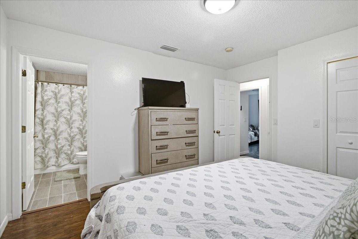 Image 24 of 60 For 18101 Paradise Point Drive