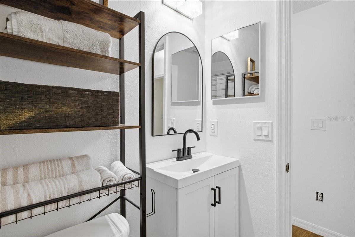 Image 35 of 60 For 18101 Paradise Point Drive