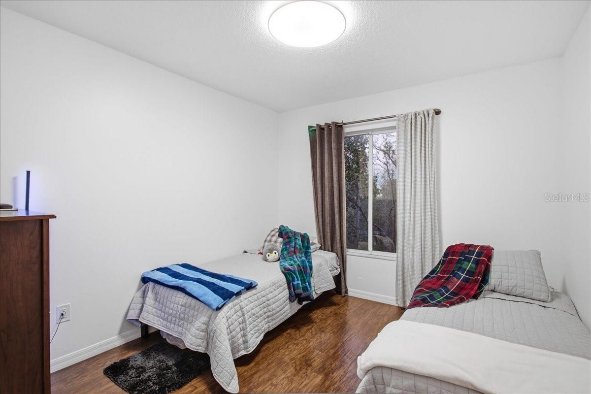 Image 37 of 60 For 18101 Paradise Point Drive