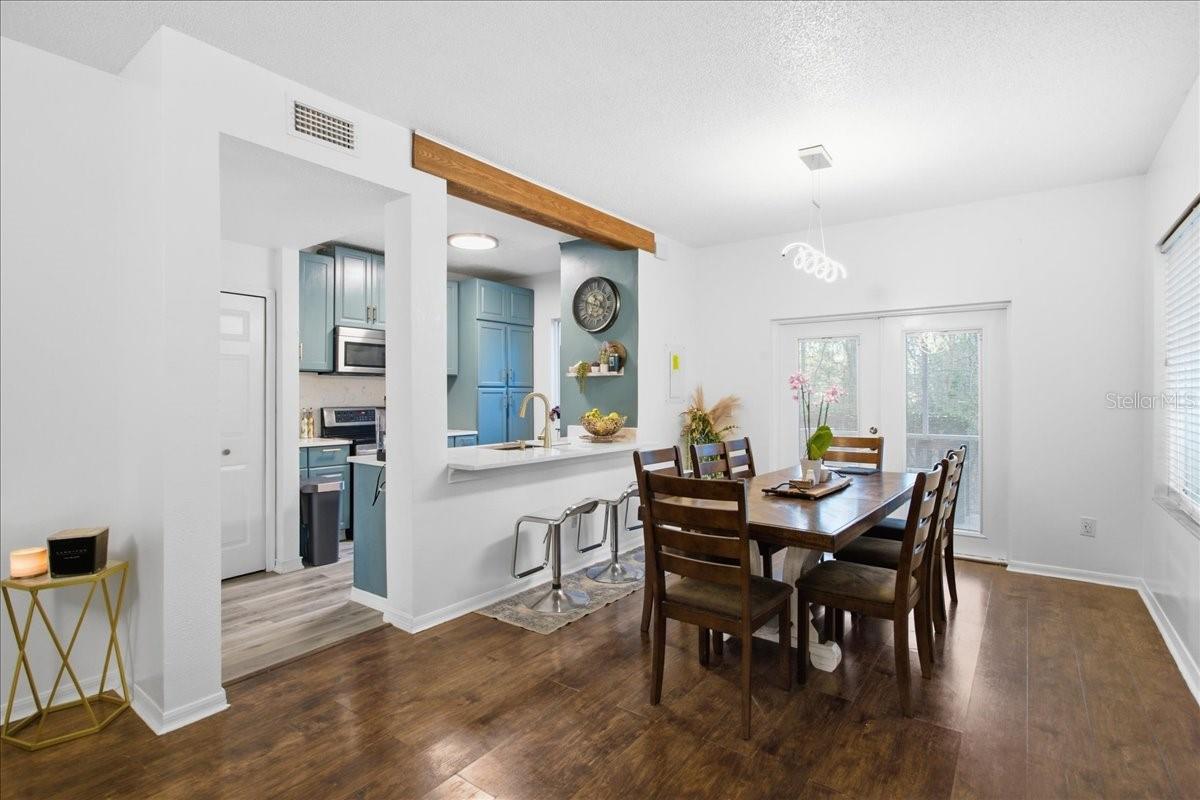 Image 4 of 60 For 18101 Paradise Point Drive