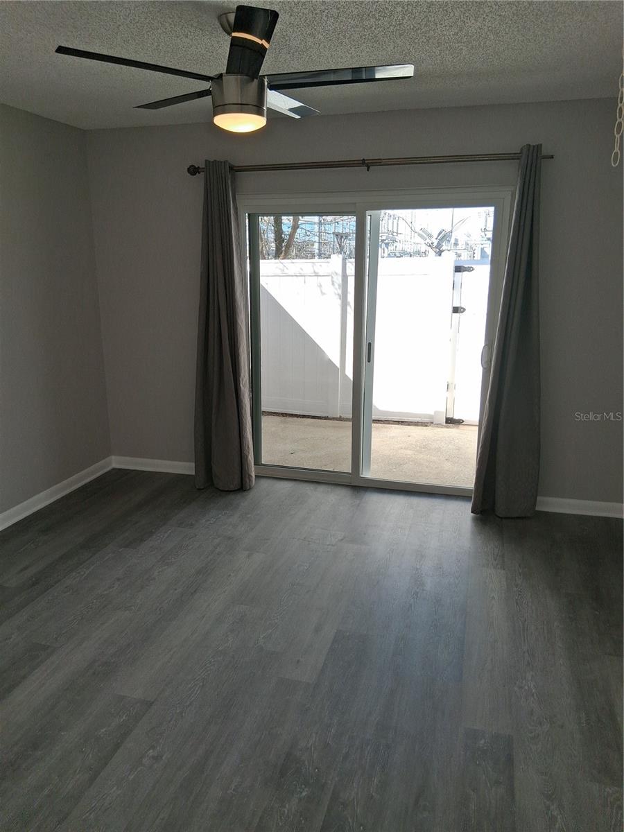 Image 10 of 19 For 24862 Us Highway 19 N 1902