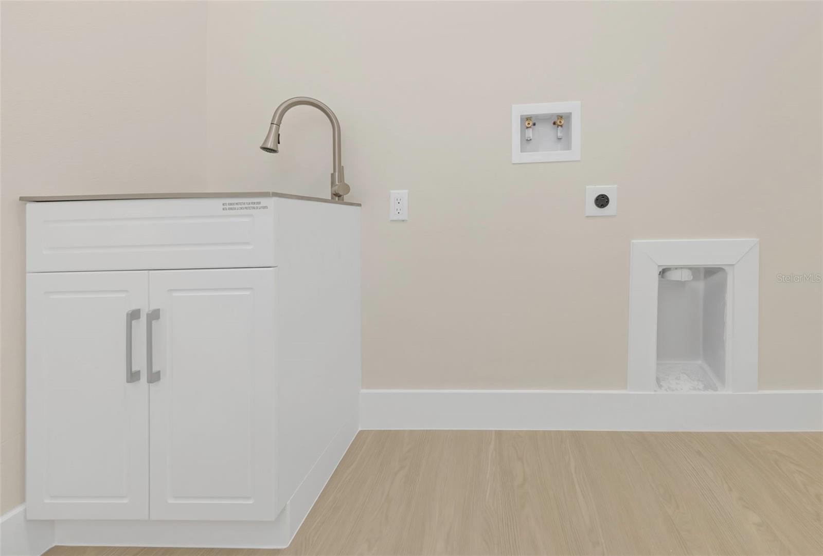 Image 19 of 33 For 4403 43rd Street N