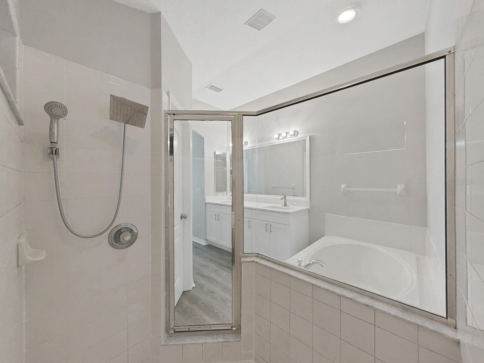 Listing photo id 22 for 705 Straw Lake Drive