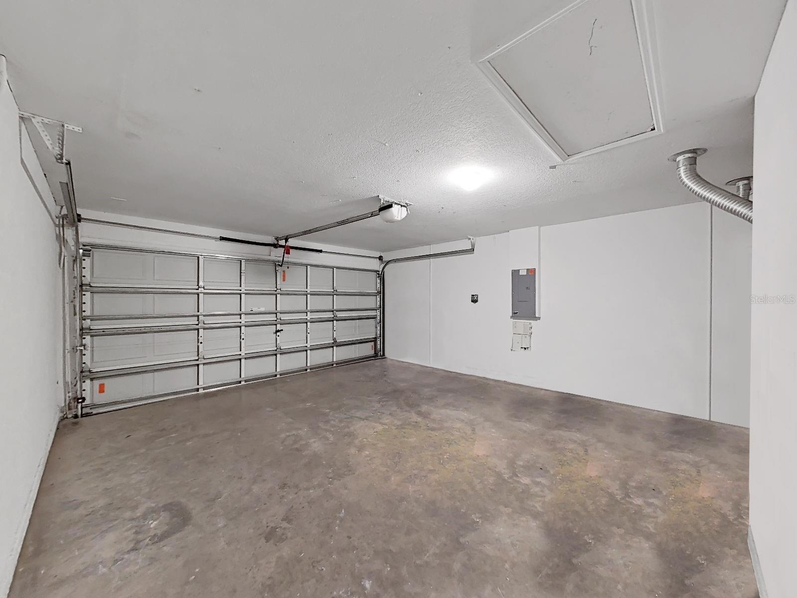 Listing photo id 31 for 705 Straw Lake Drive