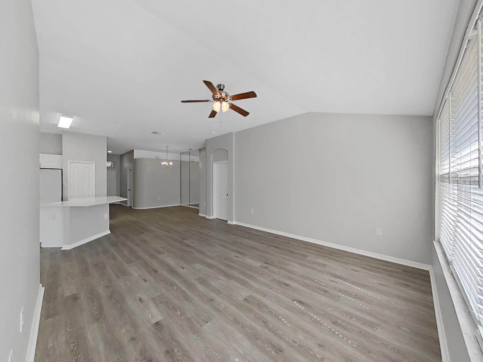 Listing photo id 2 for 705 Straw Lake Drive