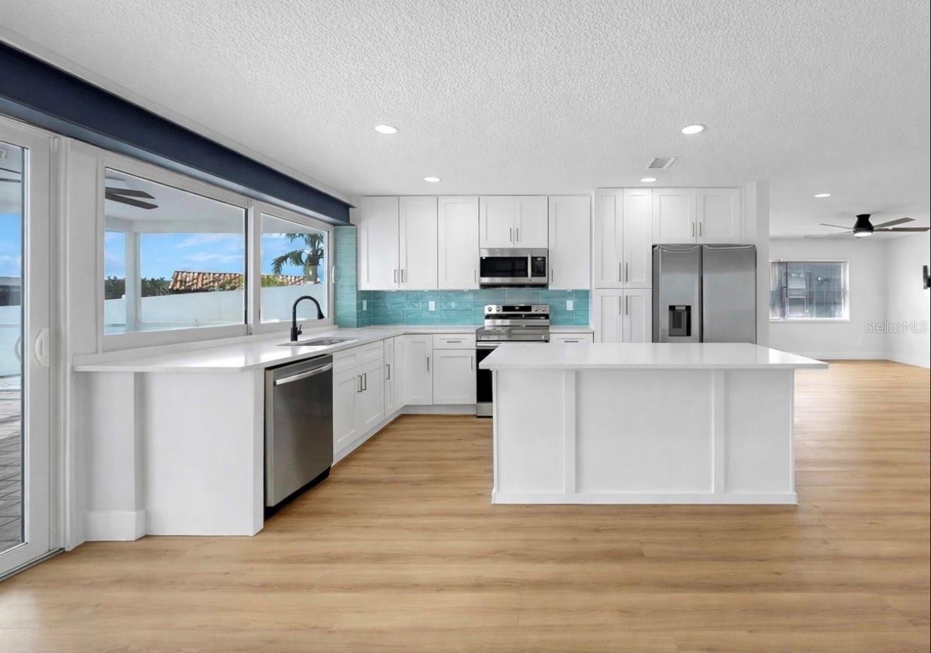 Image 9 of 38 For 6515 Santiago Court