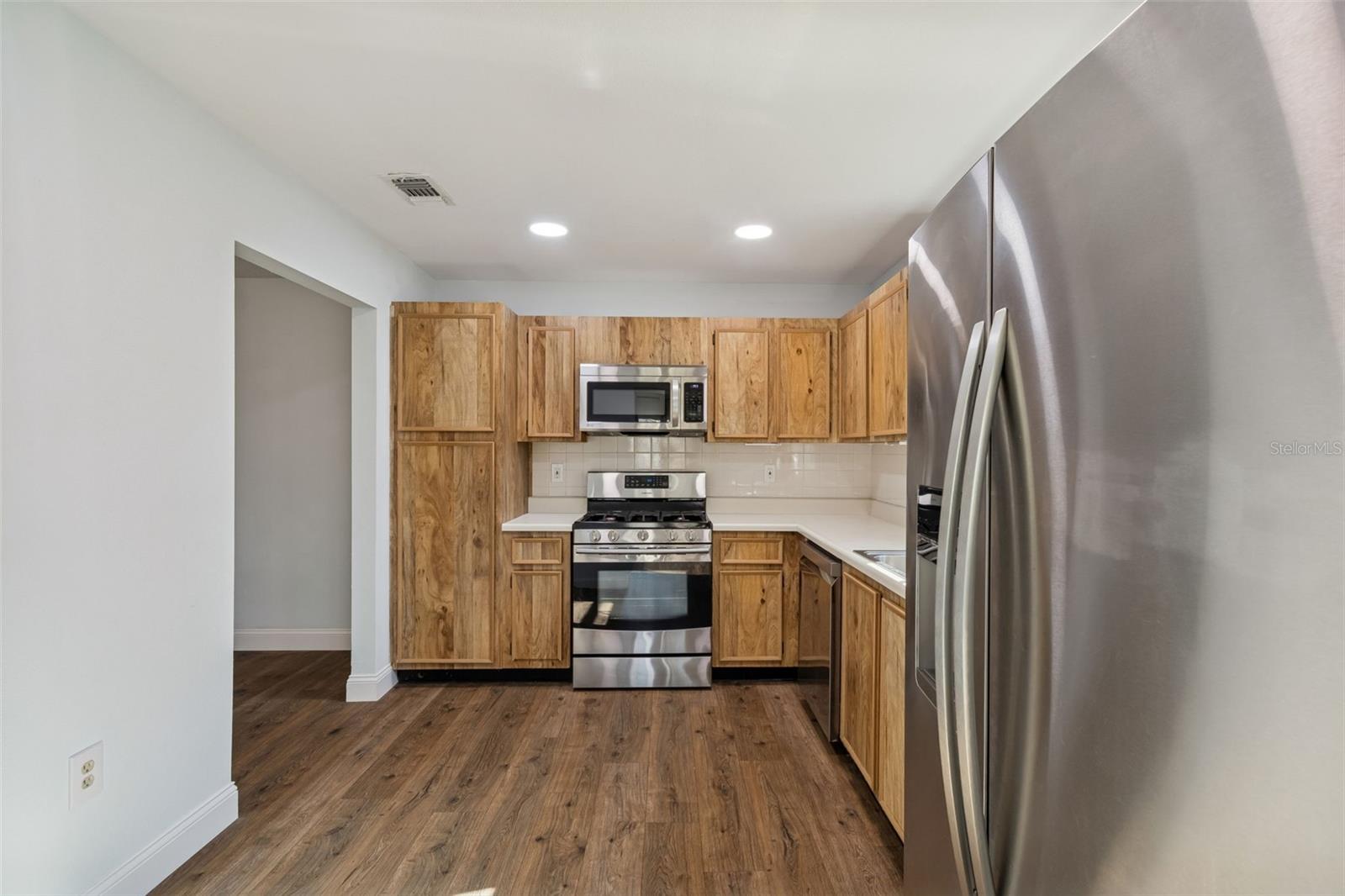 Image 16 of 80 For 8199 Terrace Garden Drive N 114