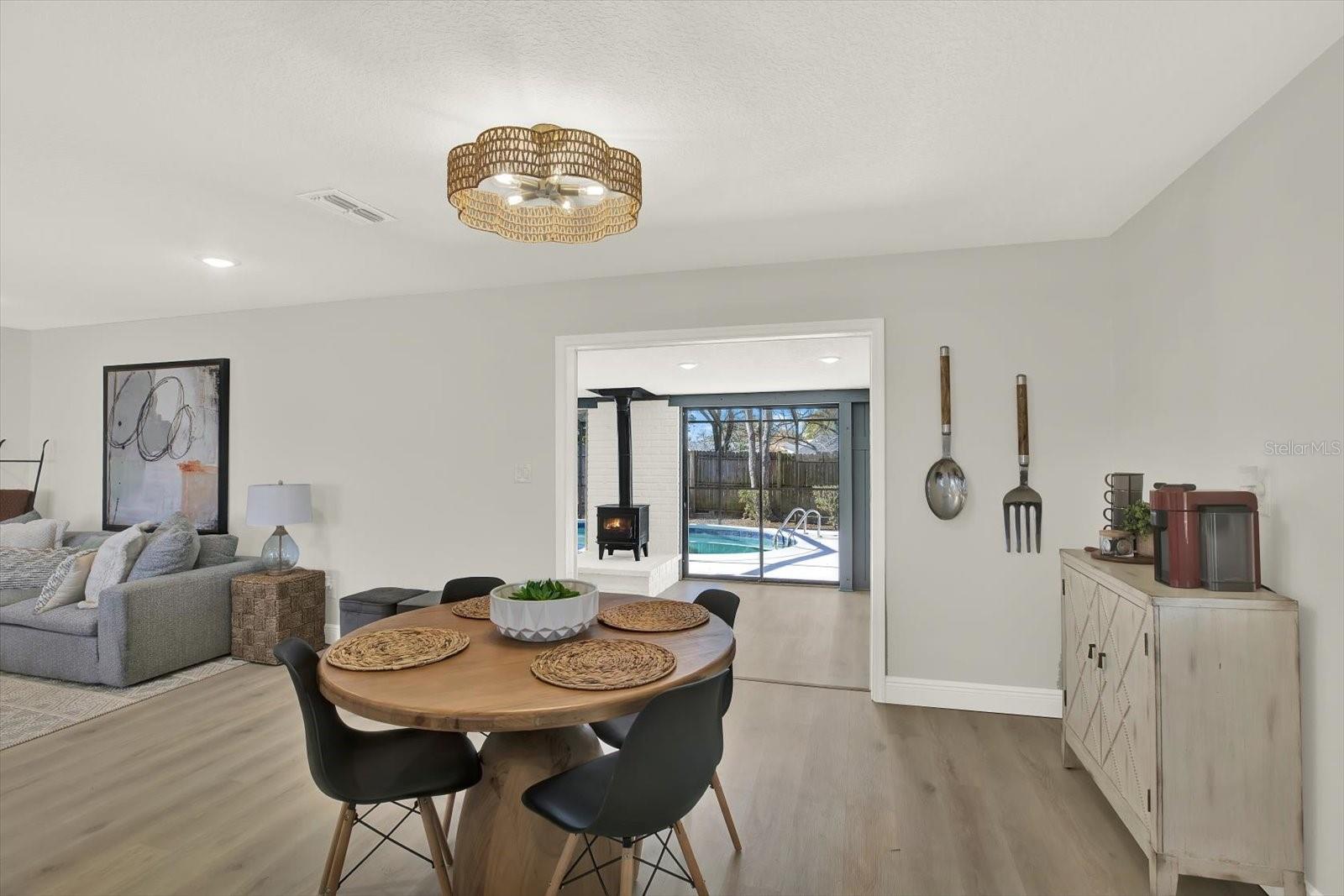 Image 7 of 17 For 4643 Crescent Road