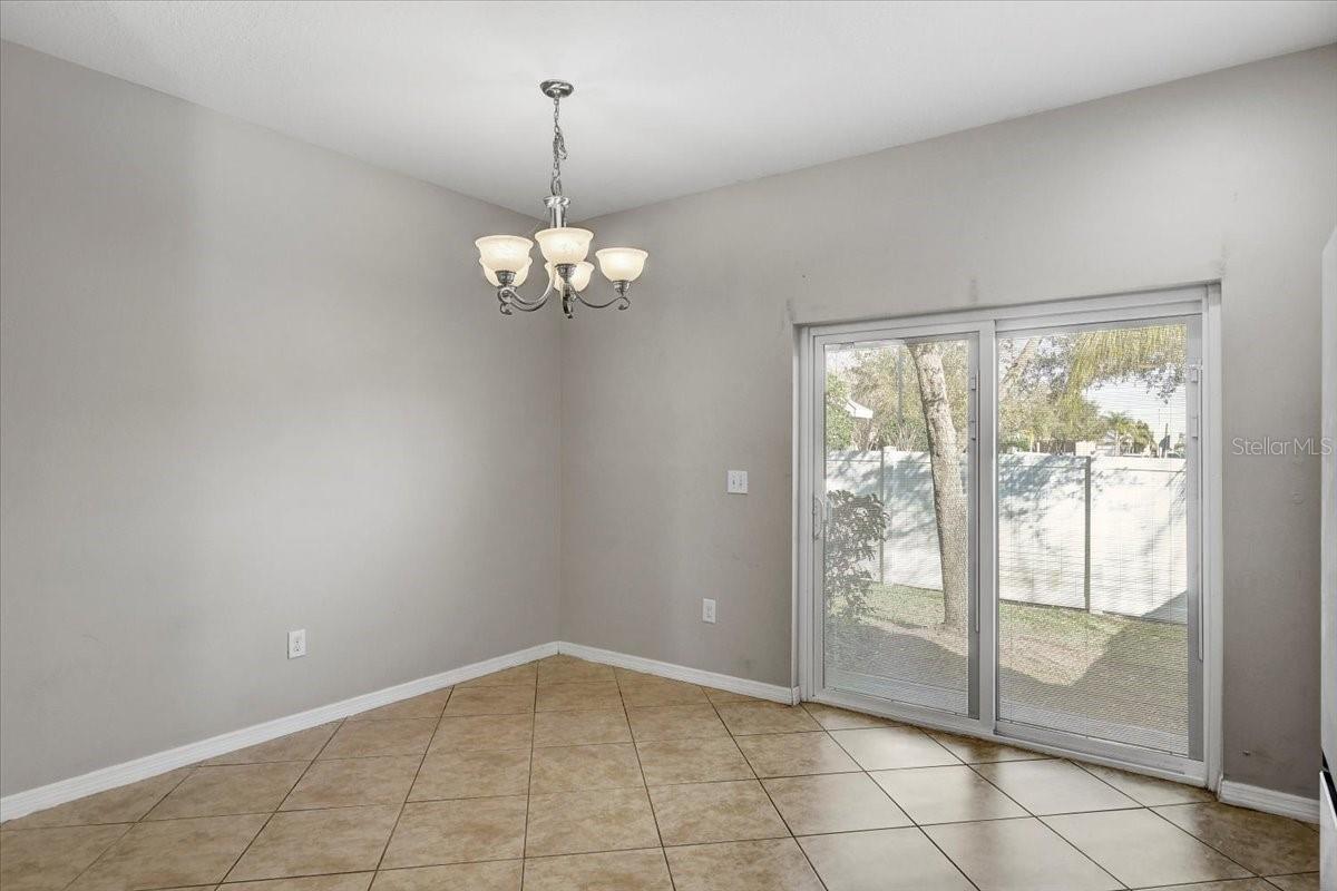 Image 12 of 34 For 2705 Lantern Hill Avenue