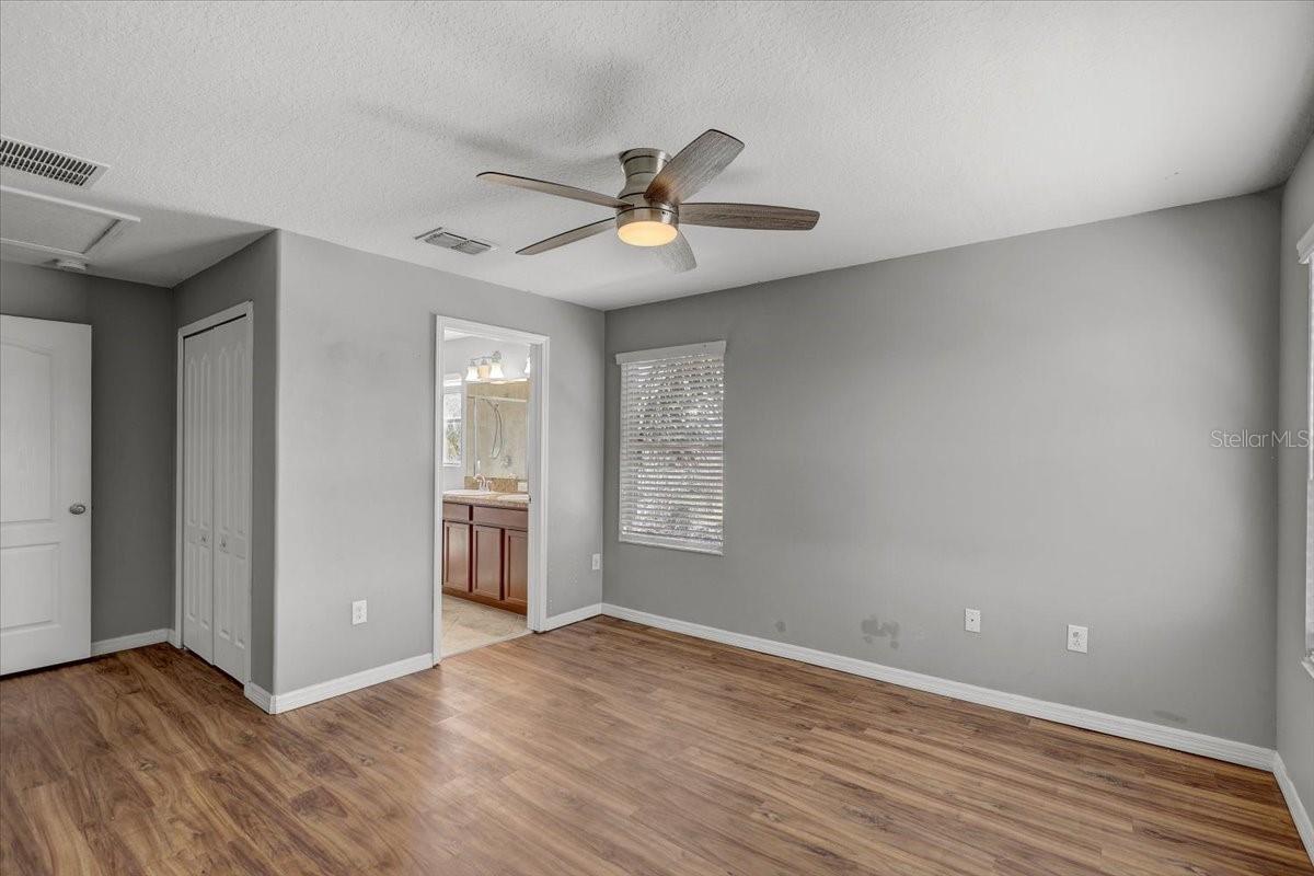 Image 17 of 34 For 2705 Lantern Hill Avenue