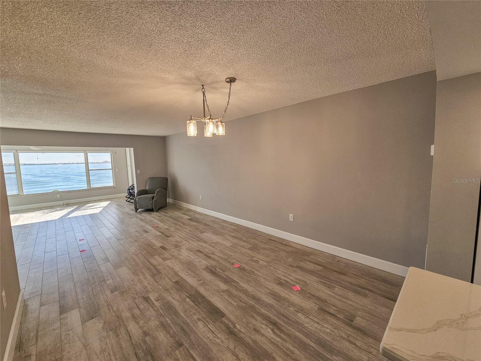 Image 7 of 36 For 5900 Shore Boulevard S 108