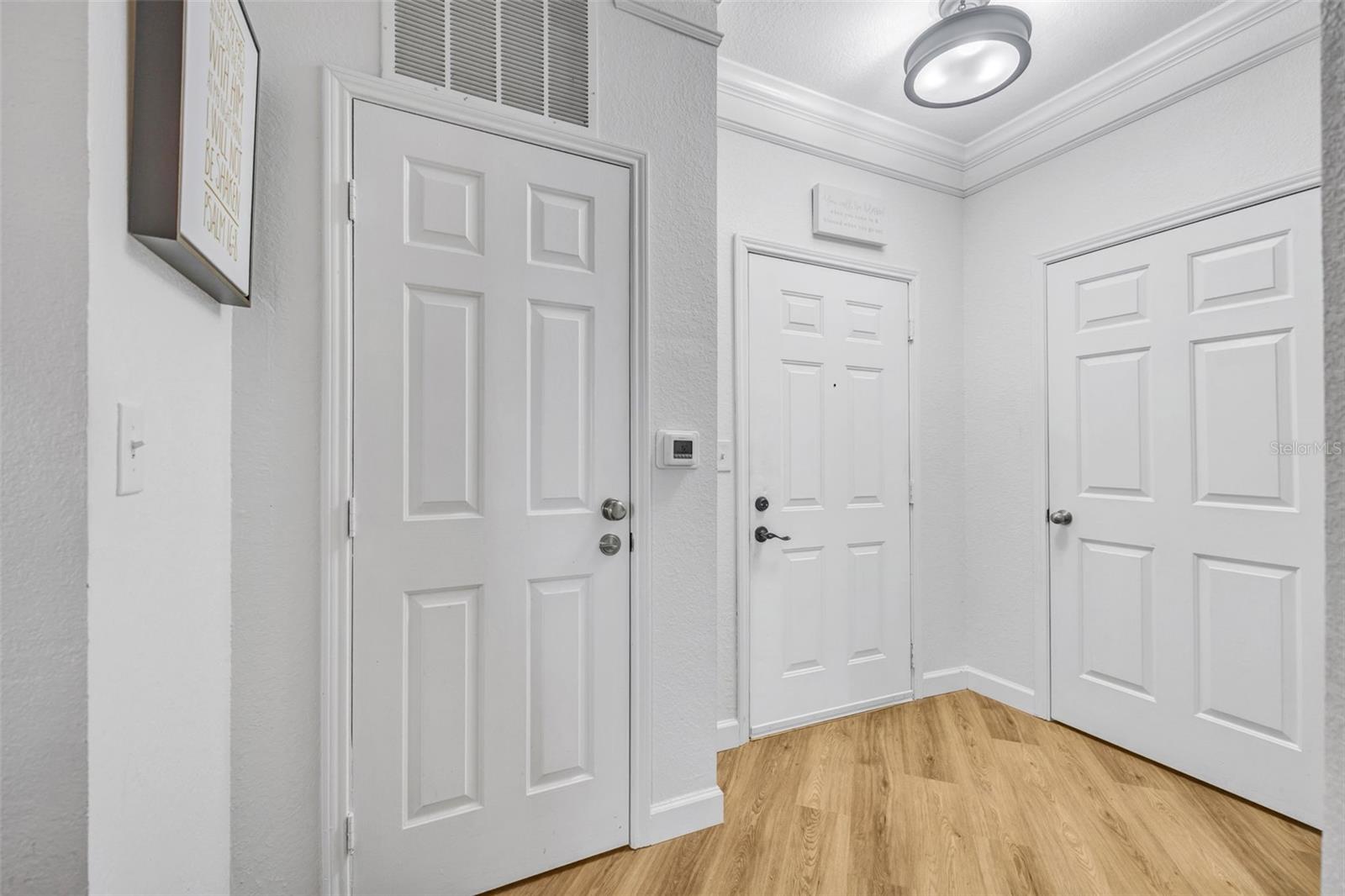 Image 14 of 19 For 4309 Bayside Village Drive 101