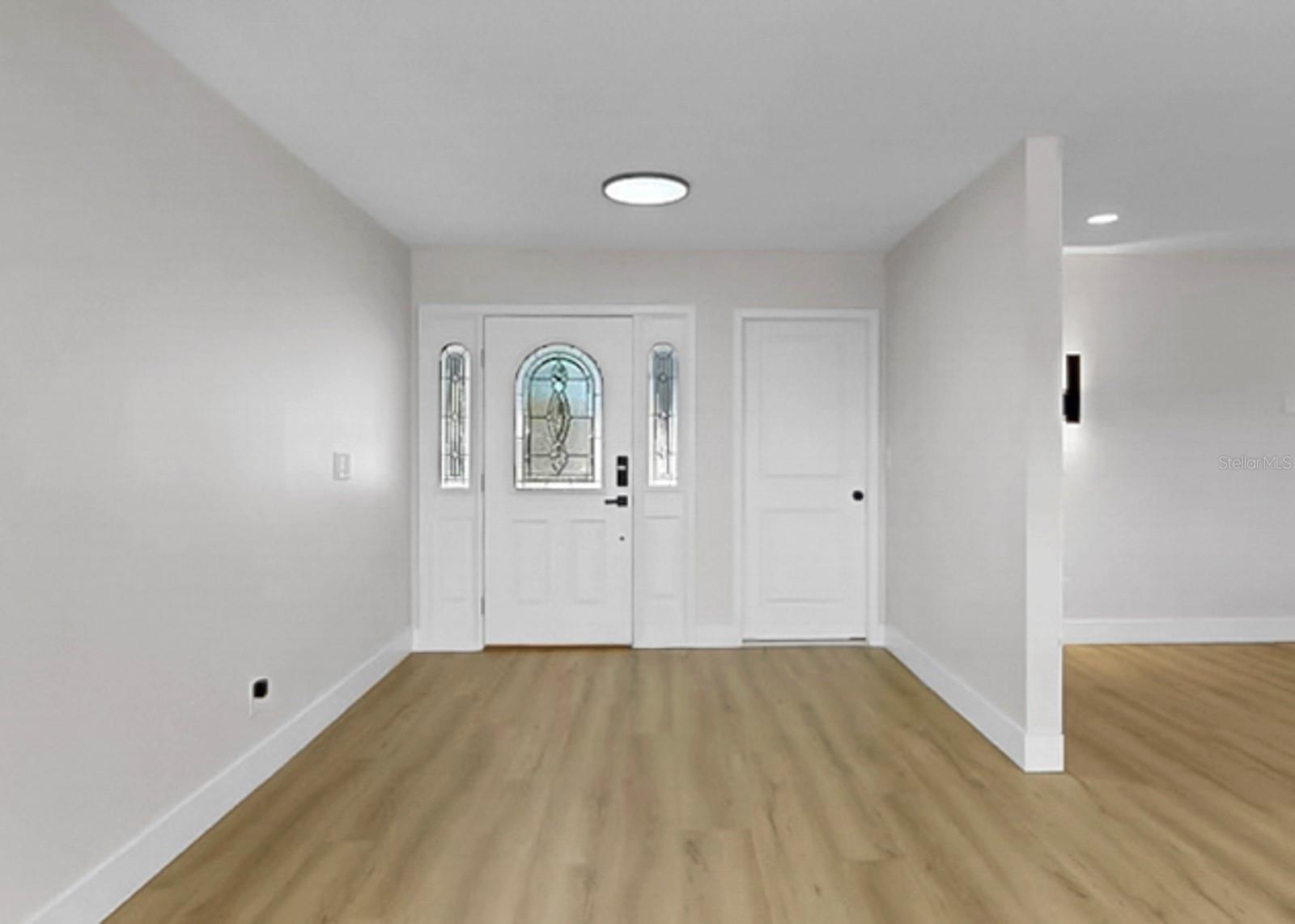 Image 13 of 38 For 6511 Santiago Court