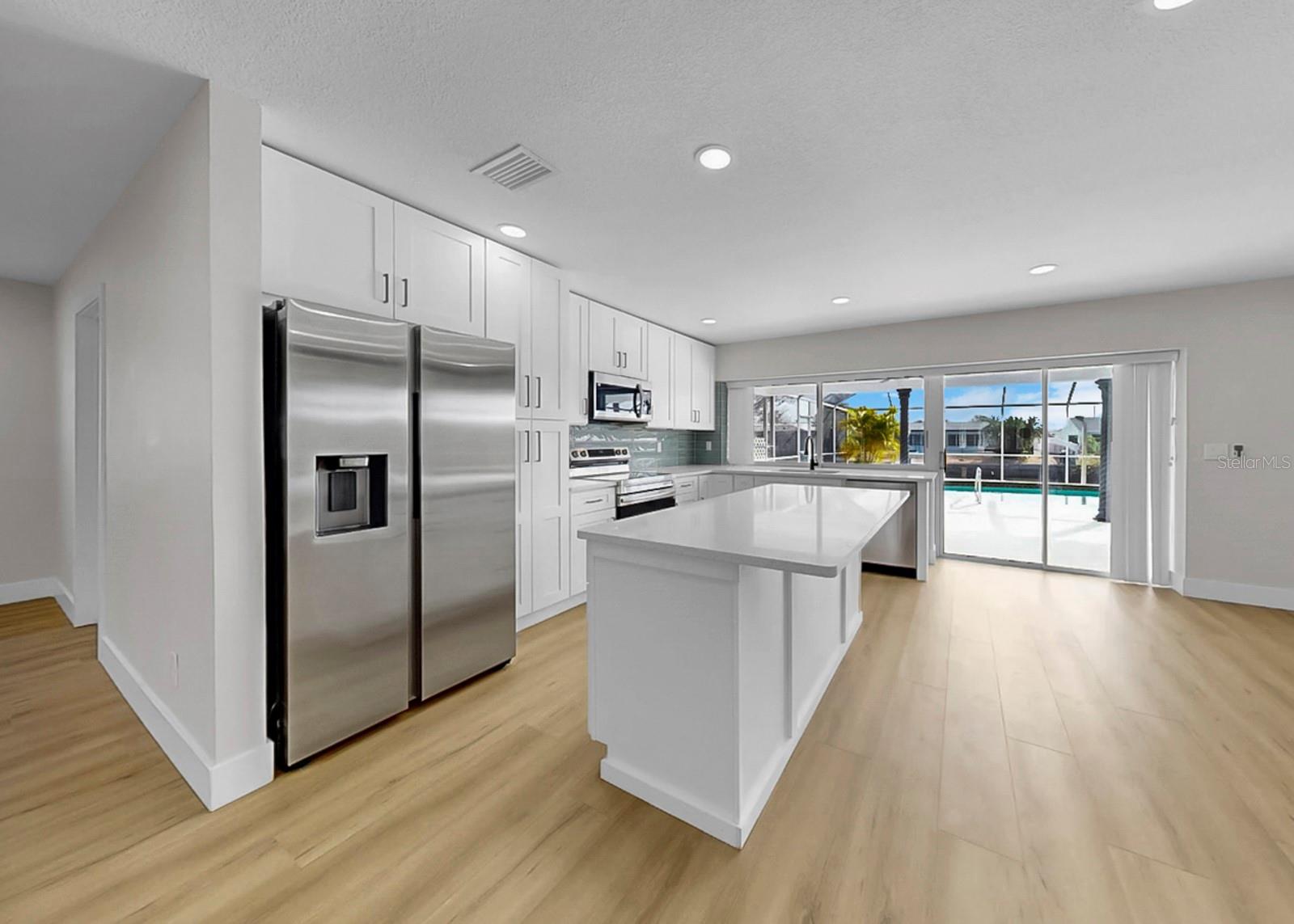 Image 9 of 38 For 6511 Santiago Court