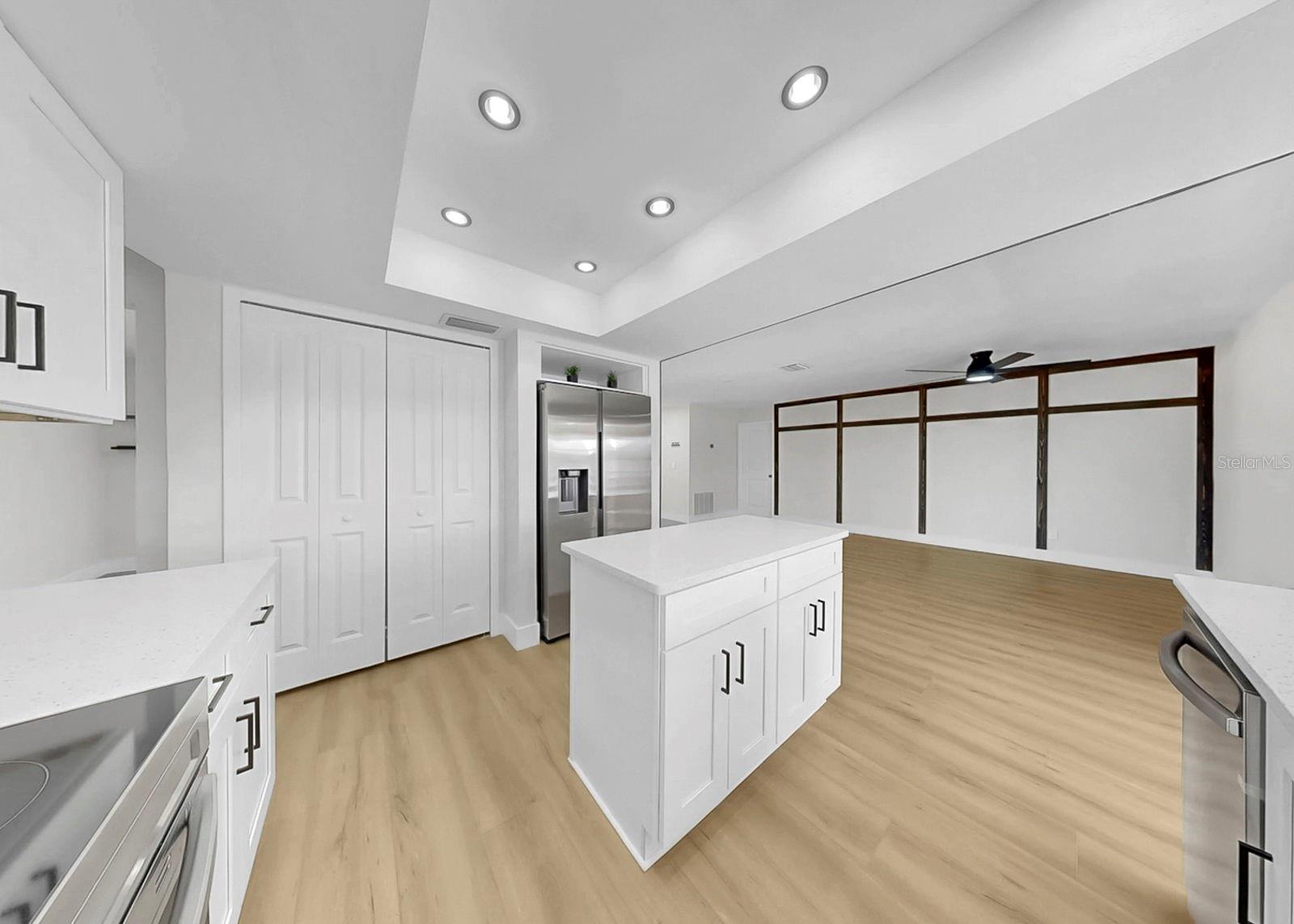 Image 10 of 37 For 6512 Senegal Palm Way