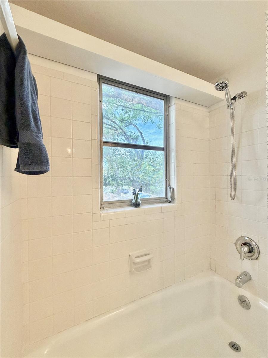 Image 53 of 74 For 506 Brenda Drive