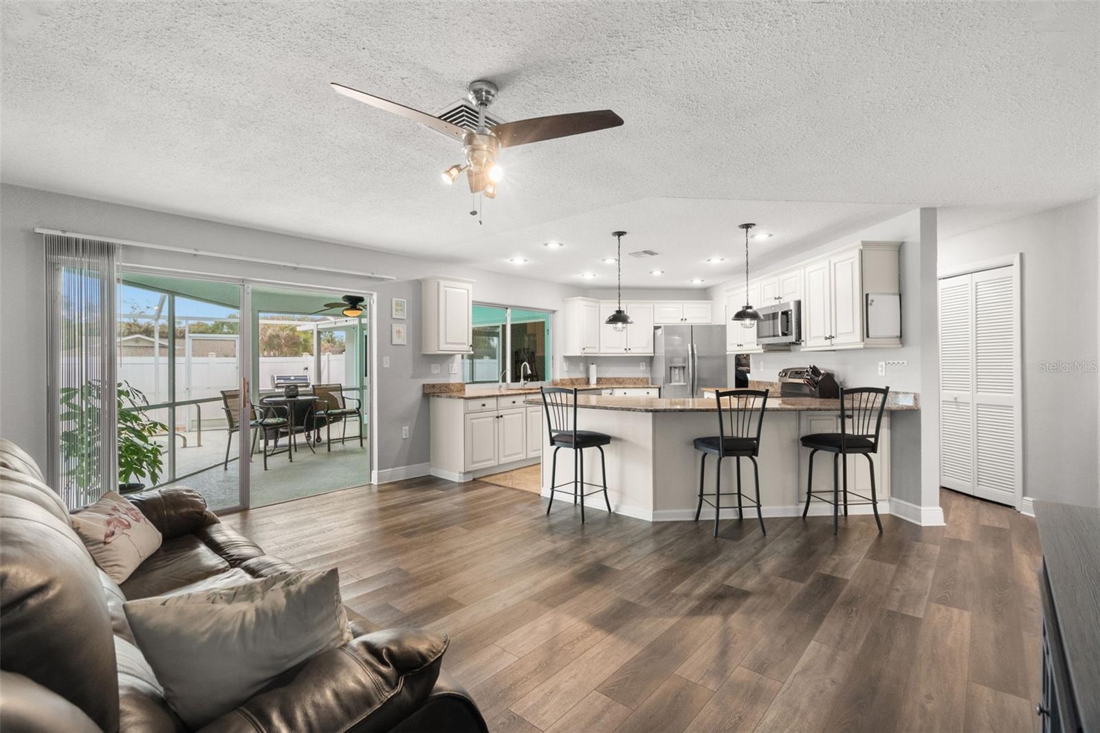 Image 12 of 44 For 101 Chestnut Circle