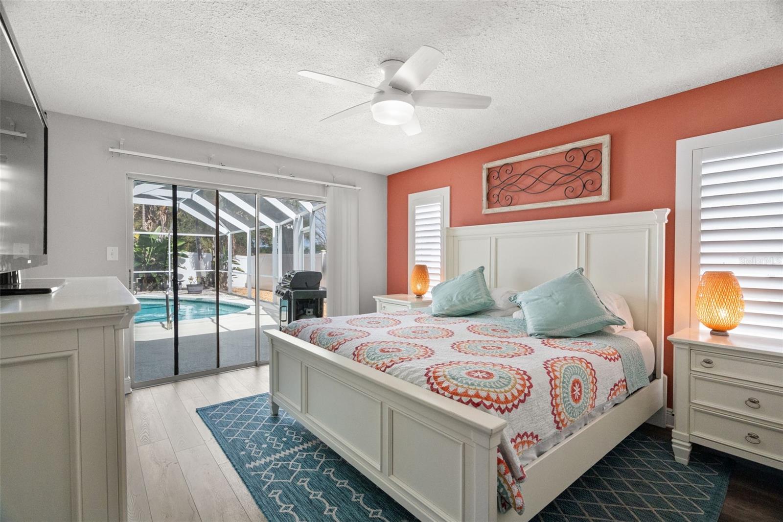 Image 25 of 44 For 101 Chestnut Circle