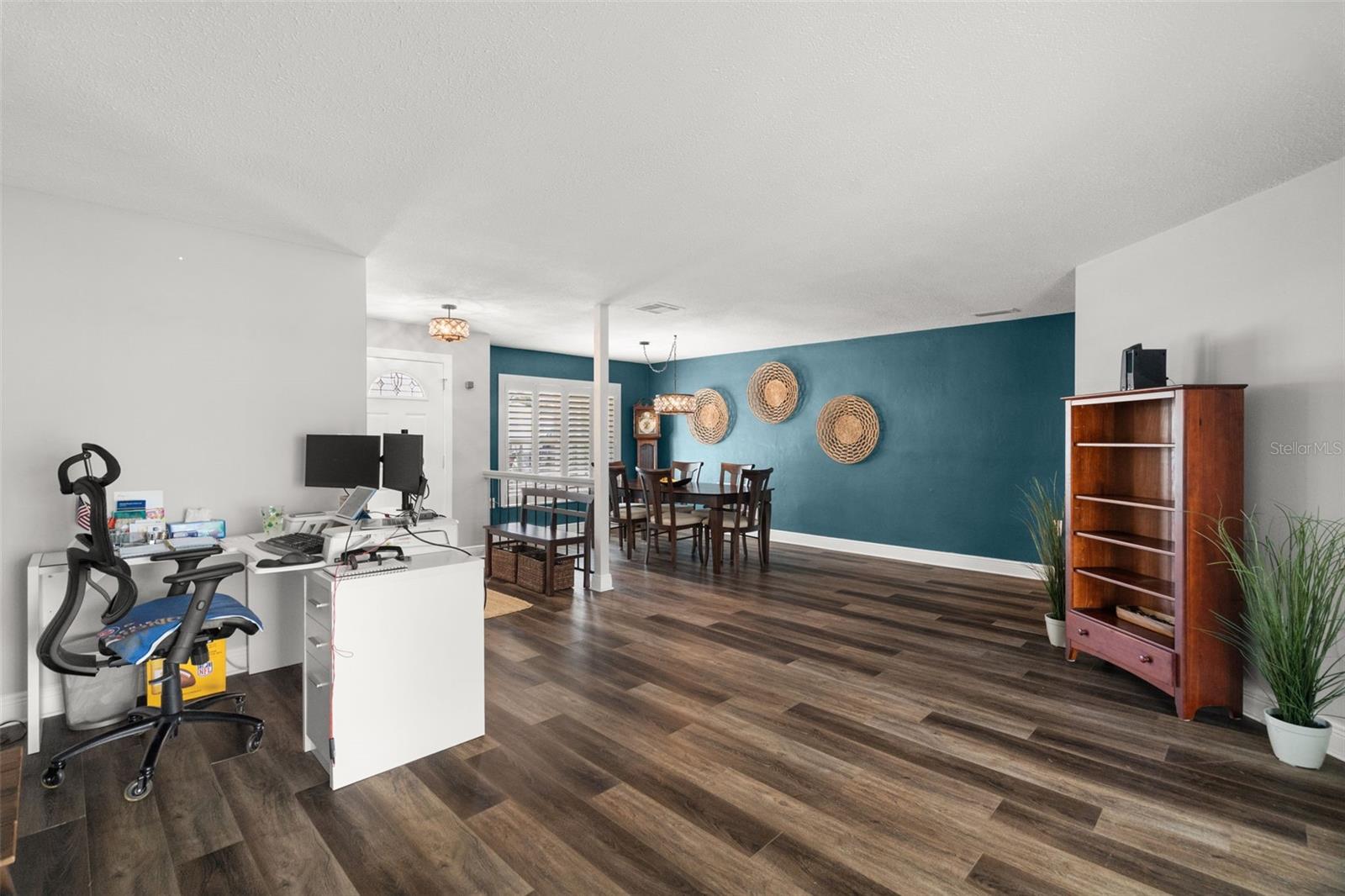 Image 6 of 44 For 101 Chestnut Circle