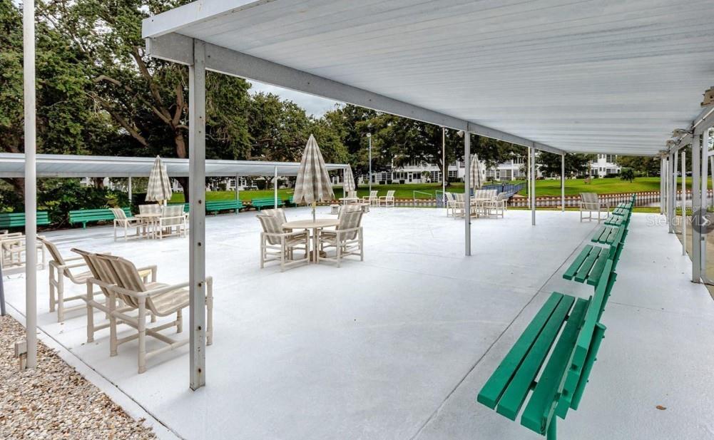 Listing photo id 17 for 11251 80th Avenue 310