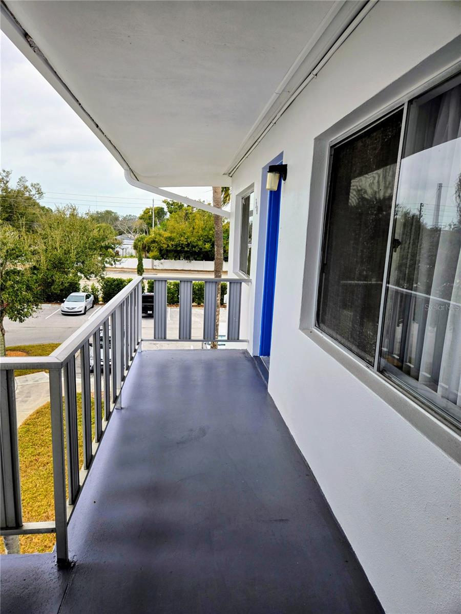 Listing photo id 2 for 11251 80th Avenue 310