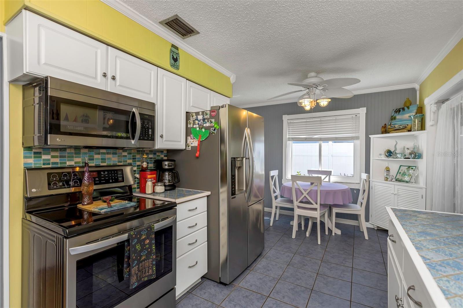 Image 10 of 74 For 3094 Hillsdale Avenue