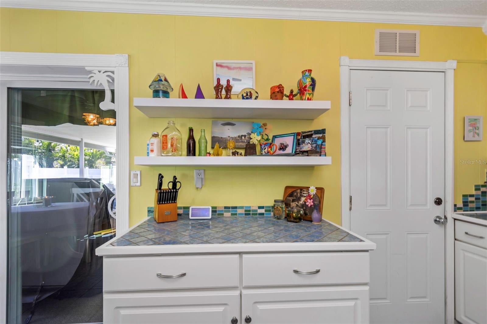 Image 14 of 74 For 3094 Hillsdale Avenue